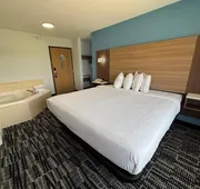 Jacksonville Inn & Suites hotel detail image 4