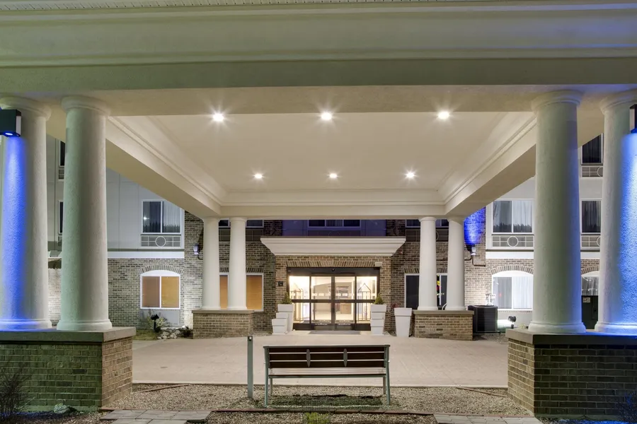 Holiday Inn Express Hotel & Suites Jacksonville by IHG hotel detail image 2
