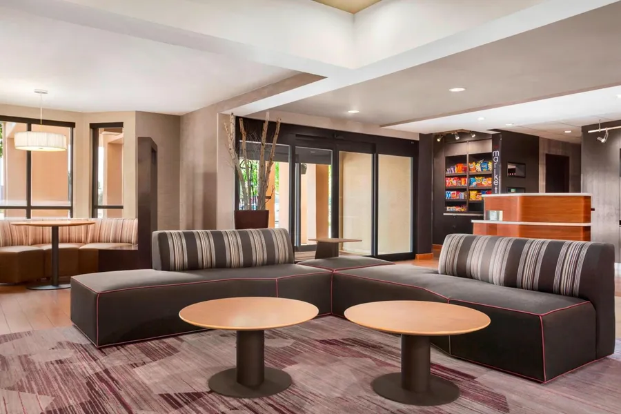 Courtyard by Marriott Springfield hotel detail image 6