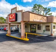 Econo Lodge Crystal River hotel detail image 7