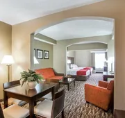 Comfort Suites Lebanon hotel detail image 7