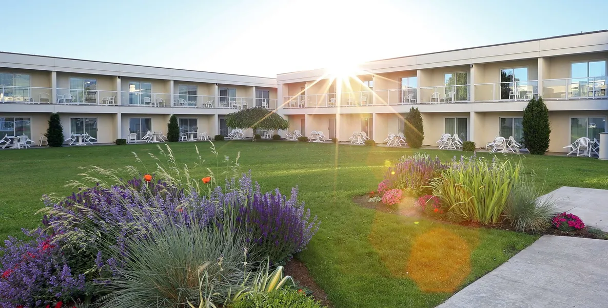 Best Western Plus Kelowna Hotel & Suites hotel detail image 2