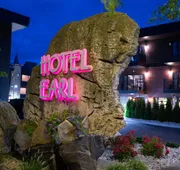 The Earl hotel detail image 7