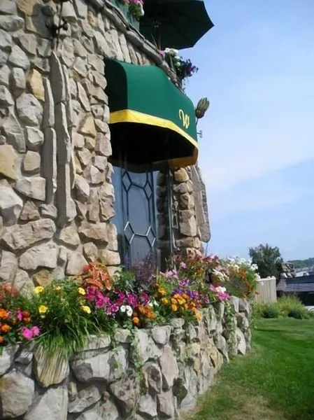 Weathervane Terrace Inn and Suites hotel detail image 2