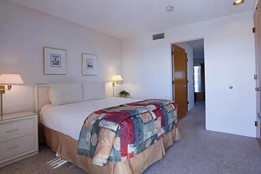 Weathervane Terrace Inn and Suites hotel detail image 6