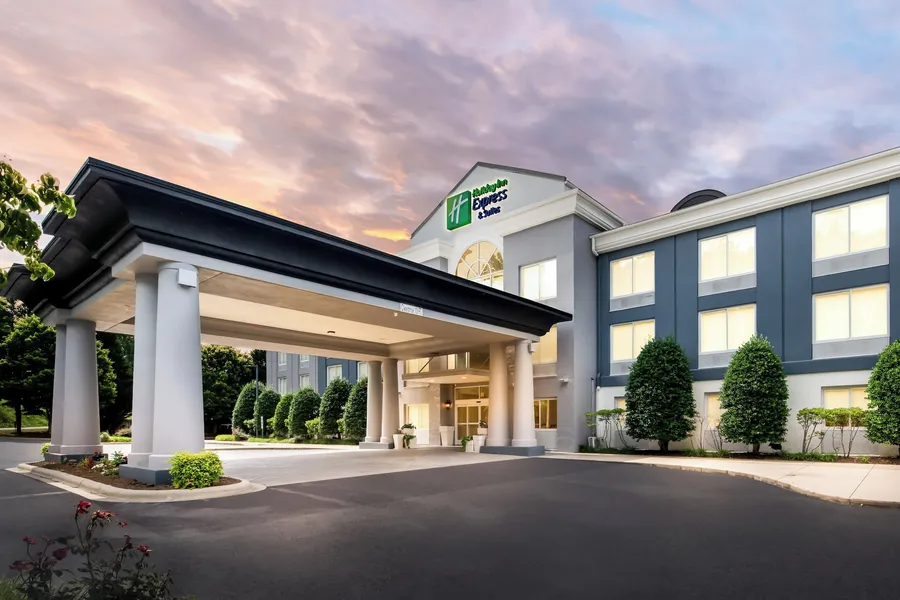 Holiday Inn Express & Suites Sylva - Western Carolina Area by IHG hotel detail image 2