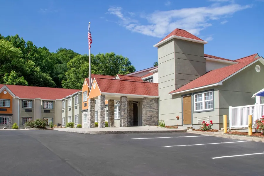 Quality Inn & Suites Maggie Valley - Cherokee Area hotel detail image 2