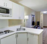 Extended Stay America Select Suites Fayetteville Owen Dr hotel detail image 7