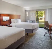 Courtyard by Marriott Fayetteville hotel detail image 3