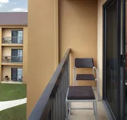 Courtyard by Marriott Fayetteville hotel detail image 5