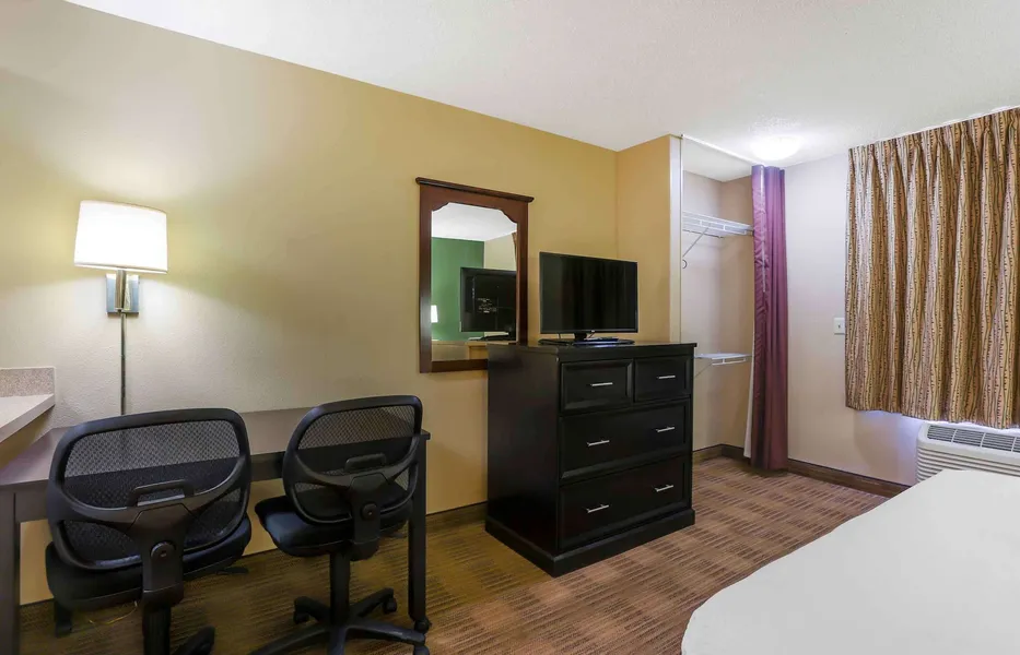 Extended Stay America Select Suites Springfield South hotel detail image 6