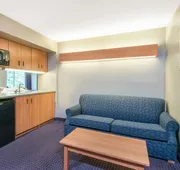 Microtel Inn & Suites by Wyndham Hazelton/Bruceton Mills hotel detail image 4