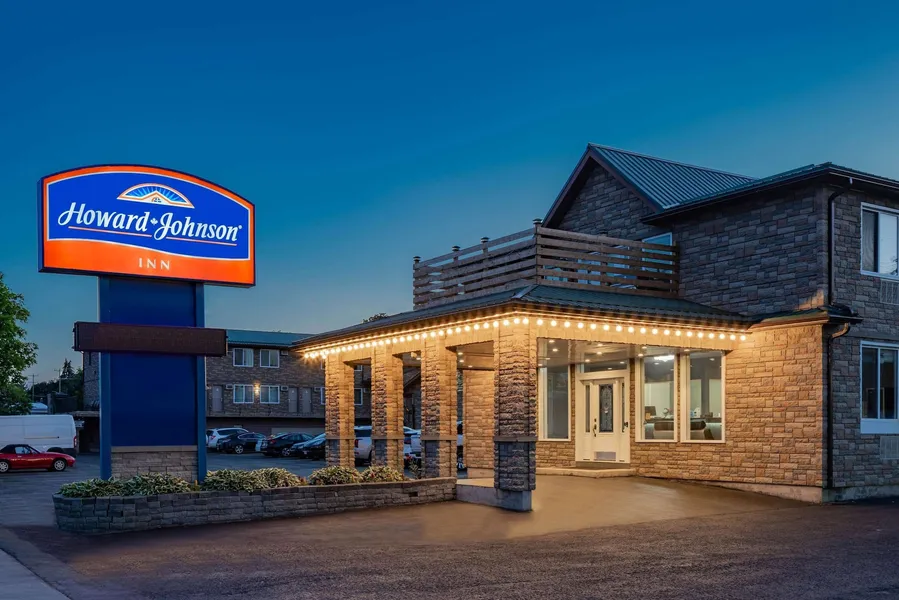Howard Johnson by Wyndham Gananoque hotel detail image 2