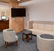 Holiday Inn Express & Suites Parkersburg-Mineral Wells by IHG hotel detail image 3