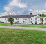 Wingate by Wyndham Savannah I-95 North hotel detail image 3