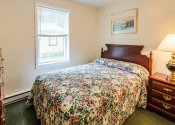 Highland Hills Motel and Cabins – A Master Hosts Resort hotel thumbnail 8