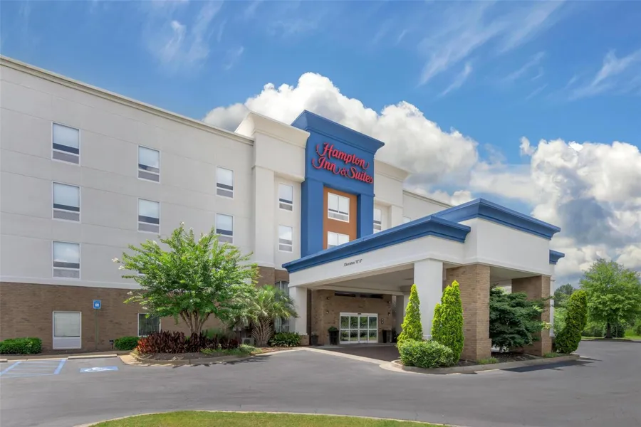 Hampton Inn & Suites Phenix City- Columbus Area hotel detail image 2
