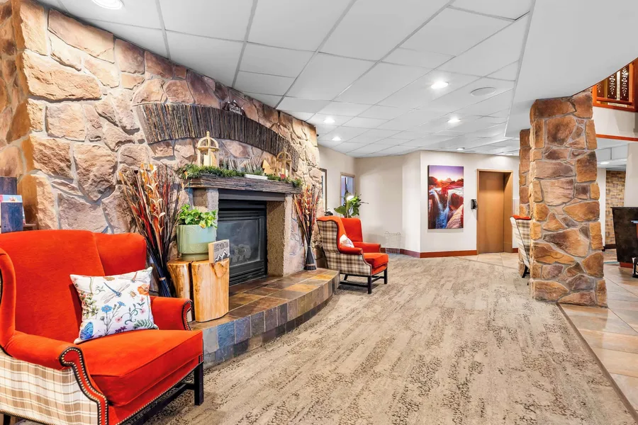 Best Western Rocky Mountain Lodge hotel detail image 2