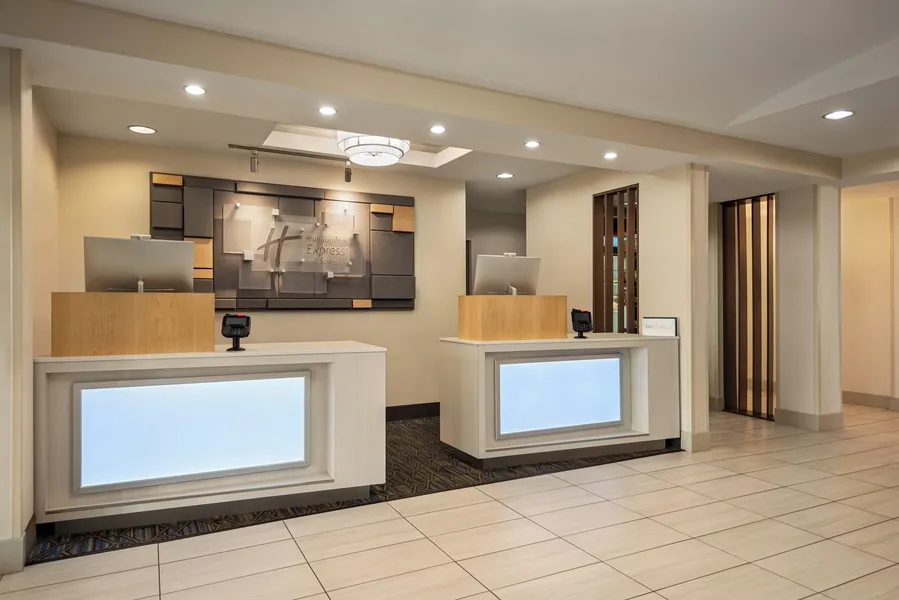 Holiday Inn Express Hotel & Suites Fredericksburg by IHG hotel detail image 2