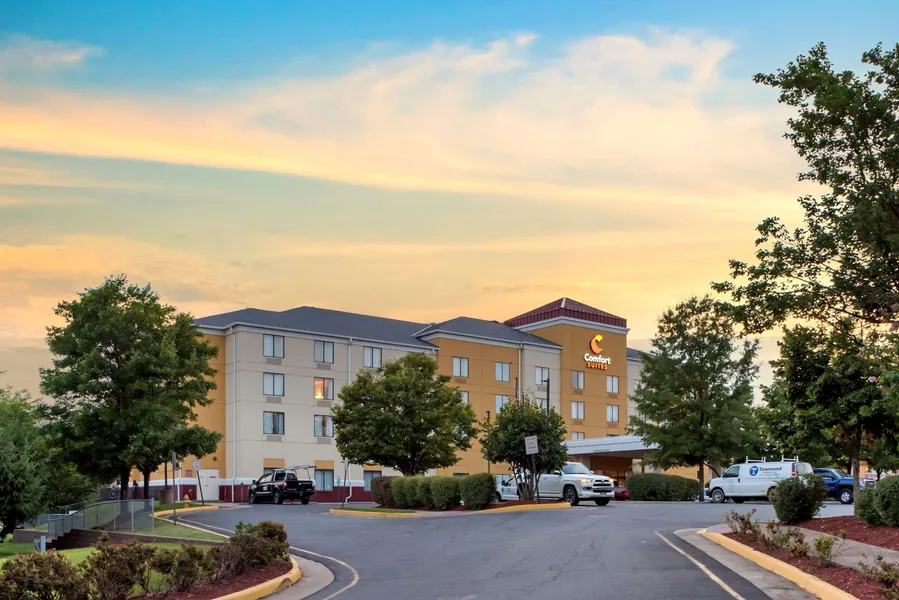 Comfort Suites Fredericksburg North hotel detail image 2
