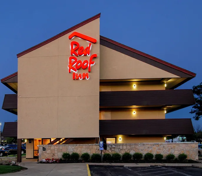 Red Roof Inn Toledo - University hotel detail image 2