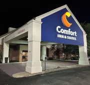 Comfort Inn & Suites Toledo North hotel detail image 3