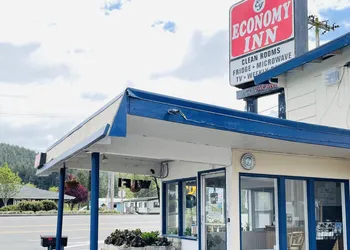 Economy Inn Reedsport hotel thumbnail 7