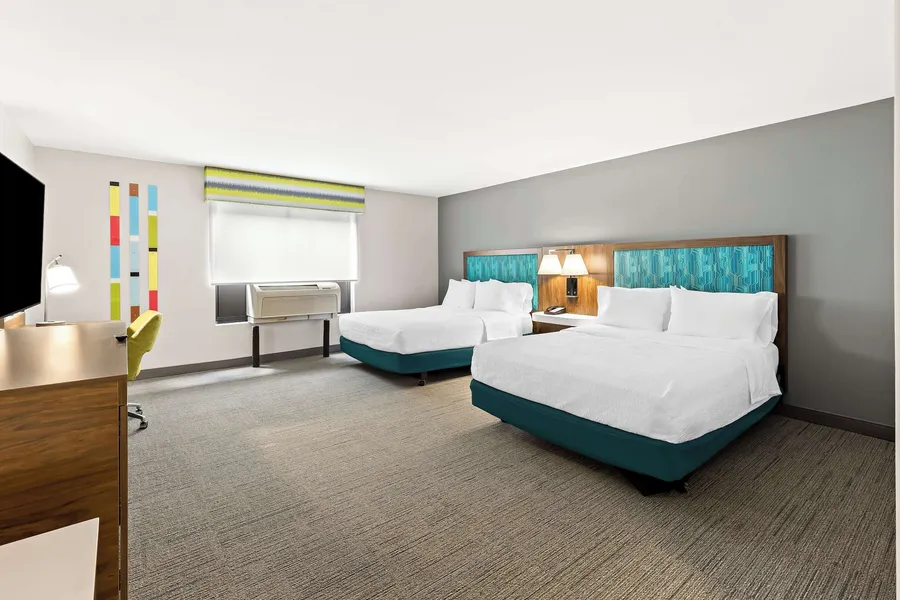Hampton Inn & Suites Canton hotel detail image 6