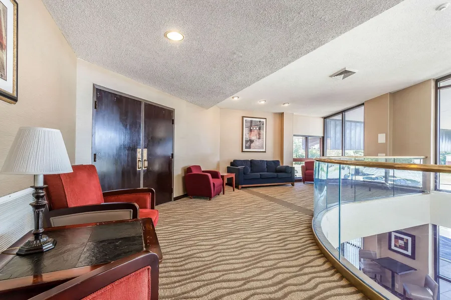 Comfort Inn Hall of Fame hotel detail image 6