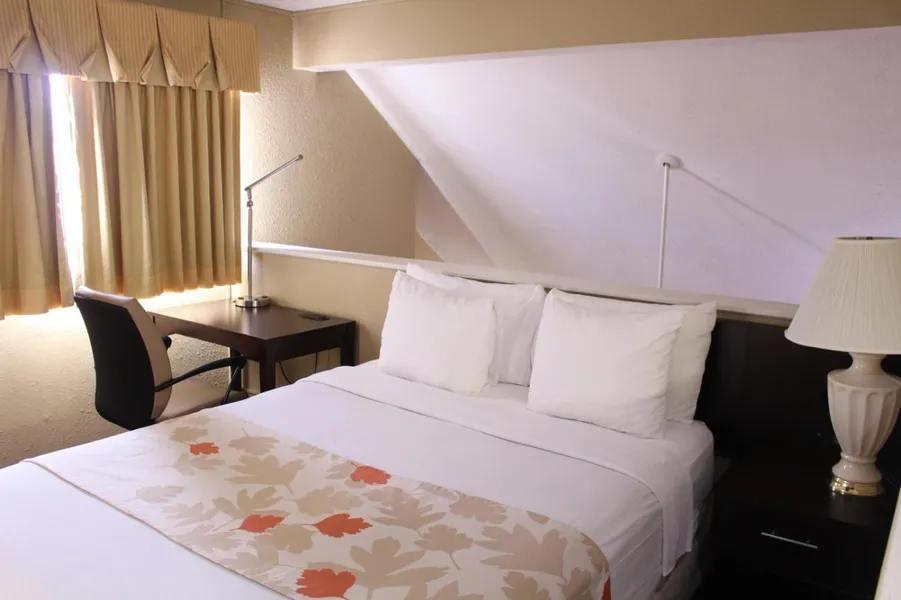 Hawthorn Extended Stay by Wyndham Wichita hotel detail image 2