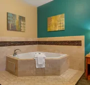 Best Western Governors Inn & Suites hotel detail image 7
