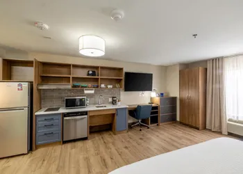 Candlewood Suites Wichita Northwest By IHG hotel thumbnail 3