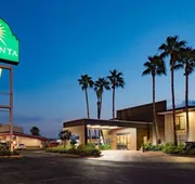 La Quinta Inn by Wyndham Laredo I-35 hotel detail image 4
