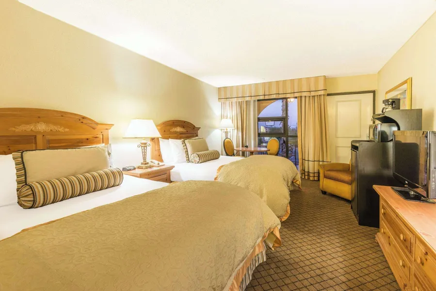 Ramada Hotel & Conference Center by Wyndham Las Cruces hotel detail image 6
