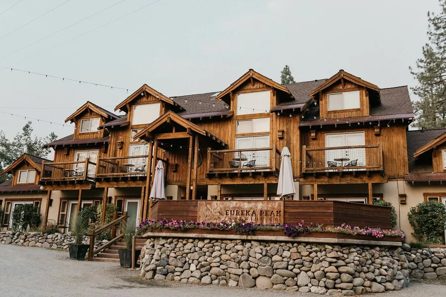 Chalet View Lodge hotel detail image 2