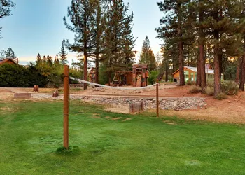Chalet View Lodge hotel thumbnail 8