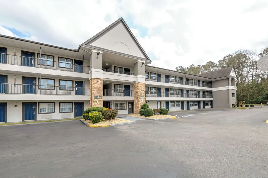 Motel 6 Columbus, GA – Columbus Airport hotel detail image 2