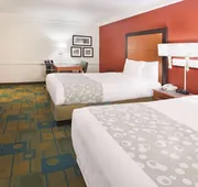 Howard Johnson by Wyndham Columbus Fort Moore hotel detail image 3