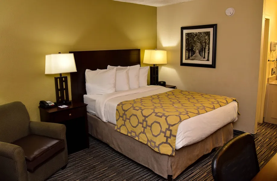 Baymont By Wyndham Columbus Ga hotel detail image 6