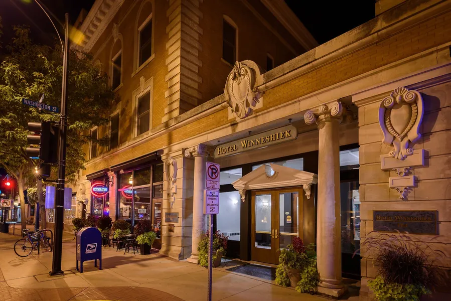 Hotel Winneshiek hotel detail image 2