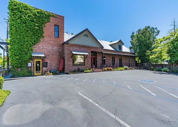 Hanford House hotel thumbnail 5