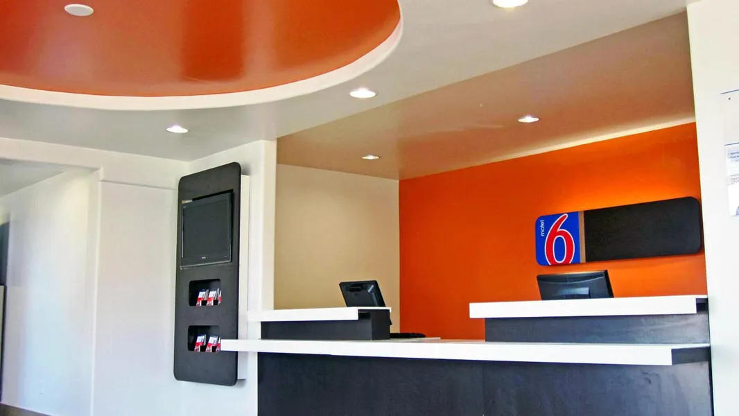 Motel 6 Victorville - Desert Express hotel detail image 6