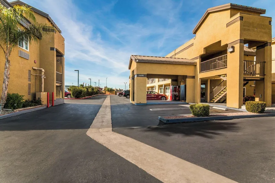 Econo Lodge Hesperia - Victorville I-15 hotel detail image 2
