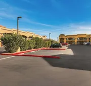 Econo Lodge Hesperia - Victorville I-15 hotel detail image 3