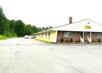 Budget Host Airport Inn hotel thumbnail 2