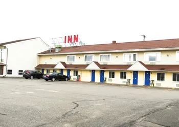 Budget Host Airport Inn hotel thumbnail 3