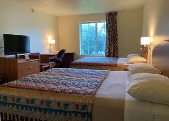 Budget Host Inn hotel thumbnail 8