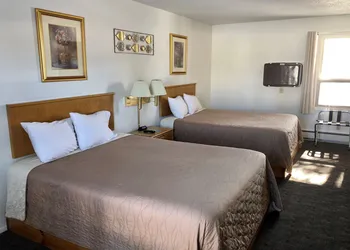 Budget Host Cloverland Motel hotel thumbnail 4