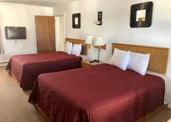 Budget Host Cloverland Motel hotel thumbnail 6