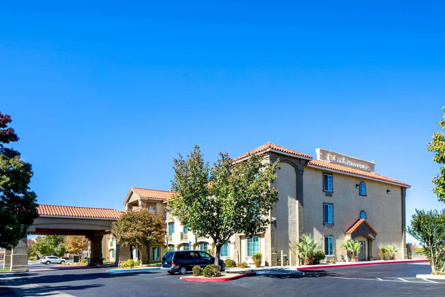 Comfort Inn & Suites Lancaster Antelope Valley hotel detail image 2